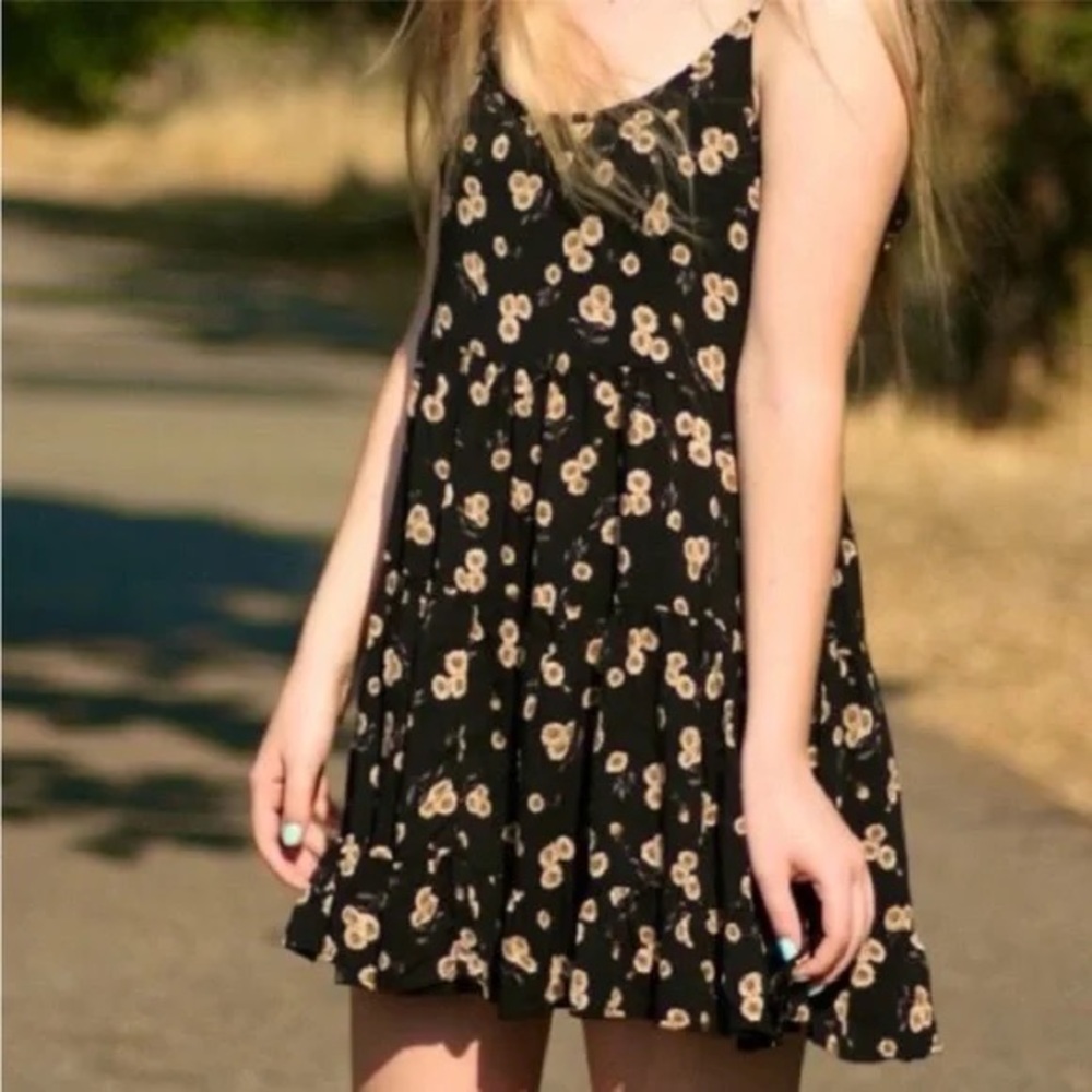 Brandy Melville | Floral tunic/mini dress
